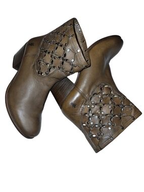 frye courtney Studded Cutout Ankle Boots